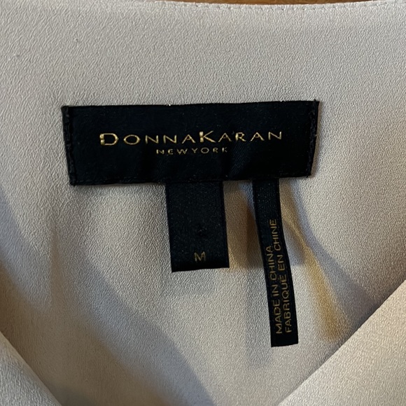 EUC Donna Karan Blouse - Picture 12 of 12